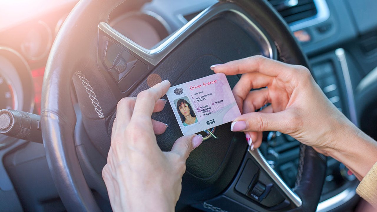 Wyoming WYDOT Guide — Licenses, Registration & DUI Laws